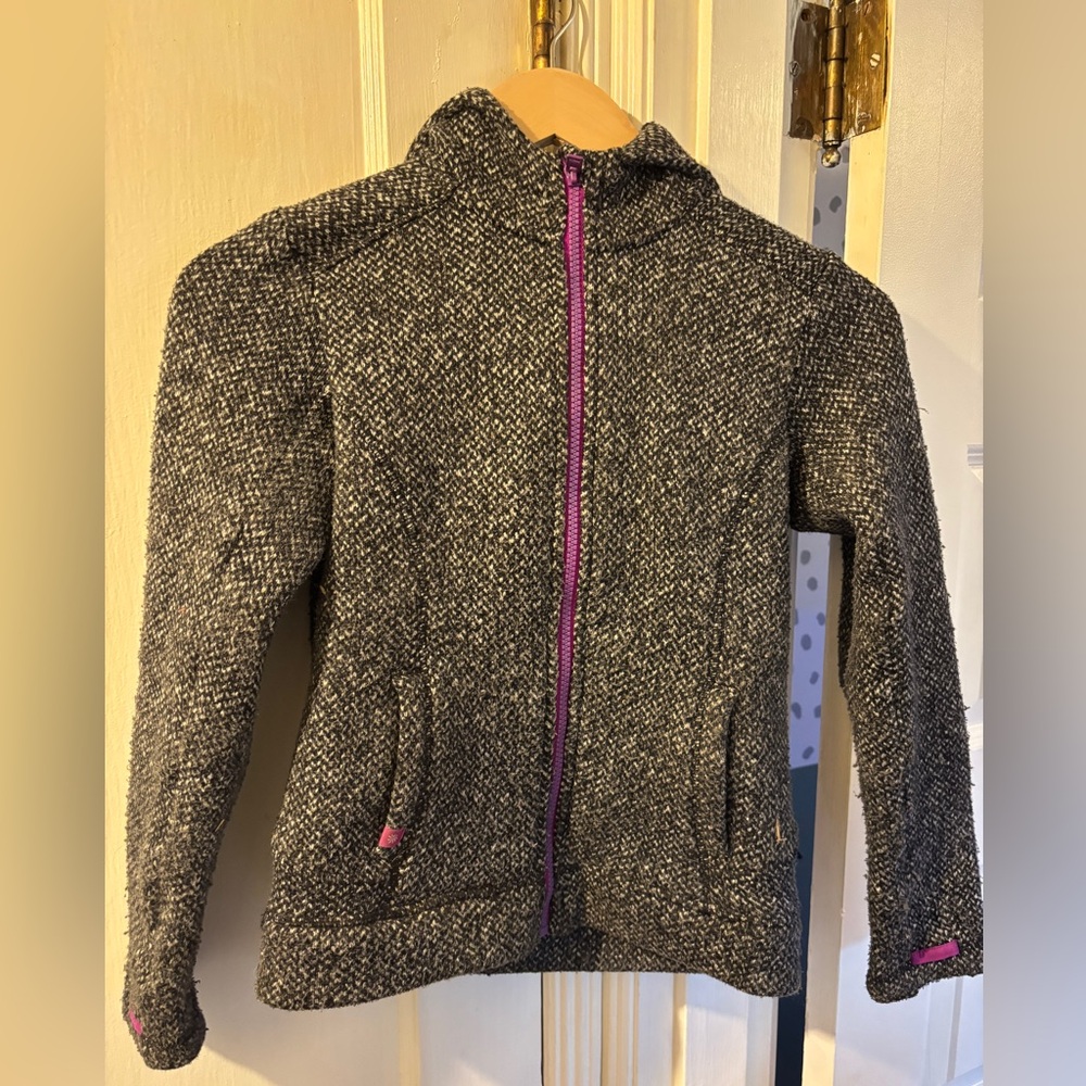 ATHLETA EUC Black & White Herringbone Jacket, Girls sz M/8-10